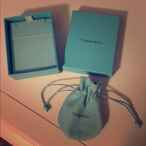 Tiffany’s Packaging Shopping Bag Box